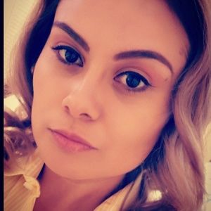 Meet your Posher, Erika